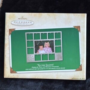 Hallmark Silver Ornament Display Frame